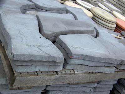 Bedrock Livonia Michigan, Patio Blocks Livonia Michigan, Porch Steps Livonia Michigan, Cement Edging Livonia Michigan